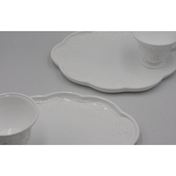 Vintage Indiana Colony White Harvest Milk Glass Grape Snack Tray and Cup Set - Picture 6 of 9